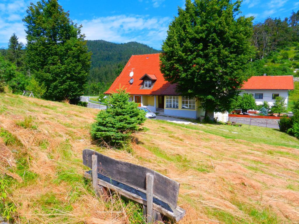 Отель Gostilna Stara Posta Podkraj Экстерьер фото