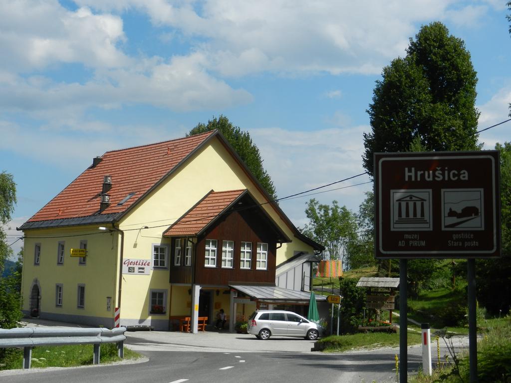 Отель Gostilna Stara Posta Podkraj Экстерьер фото
